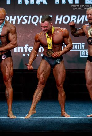 СLASSIC PHYSIQUE НОВИЧКИ